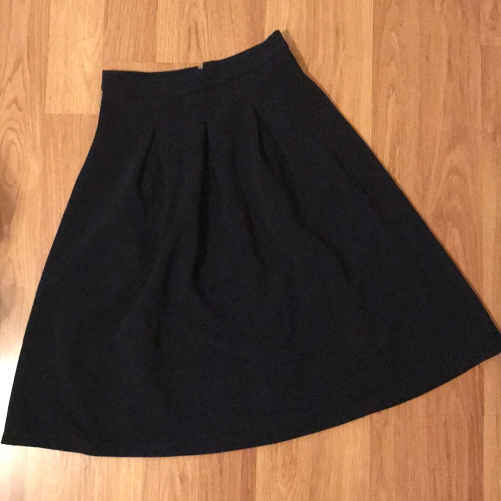 A line knee length skirt size small or 2